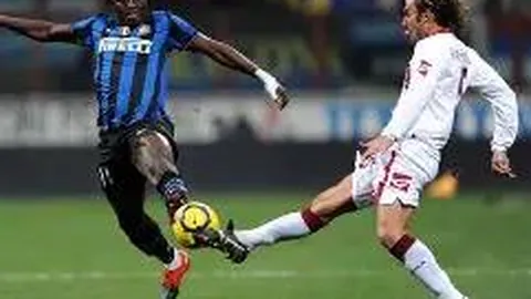 2025英超金靴之争：哈兰德独揽20球领跑，姆伯莫紧随其后，12球紧咬亚军宝座！